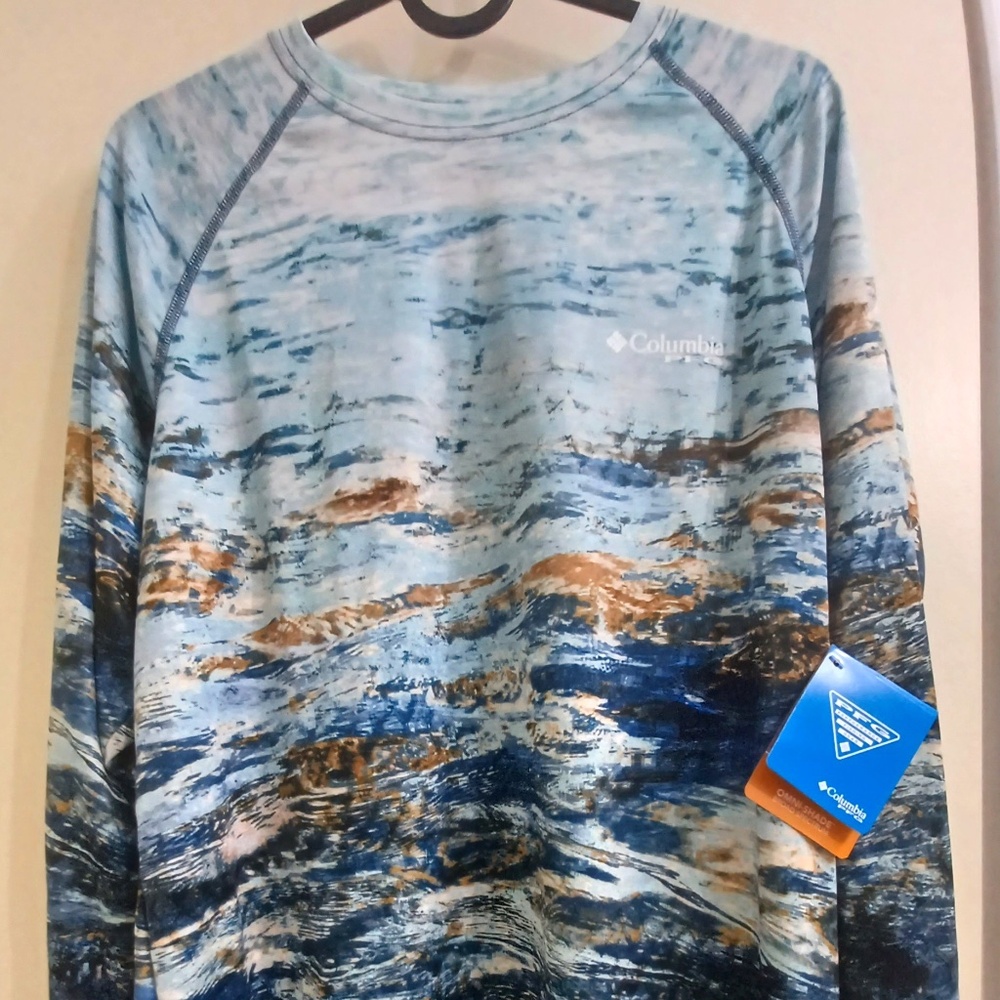 Mens small Columbia PFG Omni-shade shirt